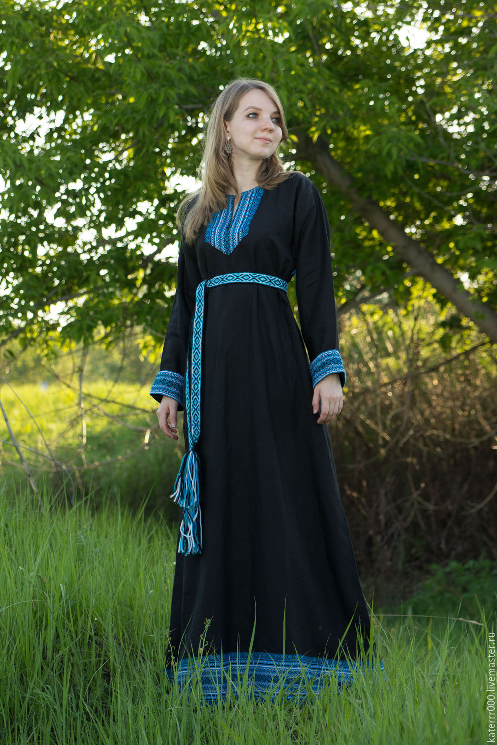 Women in Slavic costumes in Thimphu